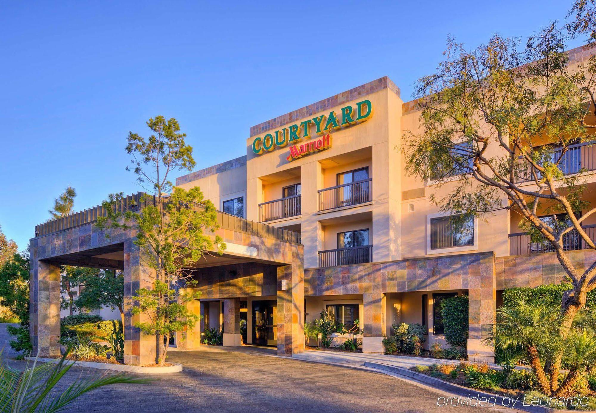 Courtyard By Marriott San Diego Карлсбад Экстерьер фото